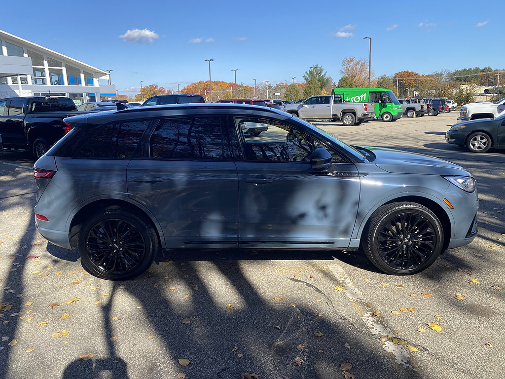 Used 2023 Lincoln Corsair Reserve w/ Equipment Group 201A AWD/4WD image 7