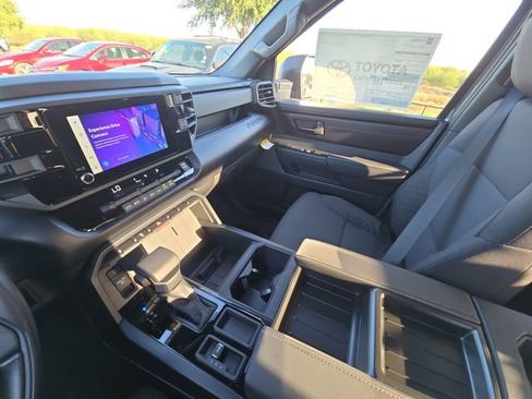 New 2026 Toyota Tundra SR image 24