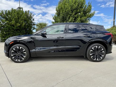Used 2024 Chevrolet Blazer EV RS AWD/4WD image 2