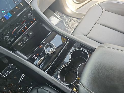 Certified 2023 Jeep Grand Cherokee Limited AWD/4WD image 26