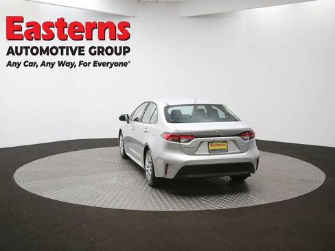 Used 2023 Toyota Corolla LE image 62