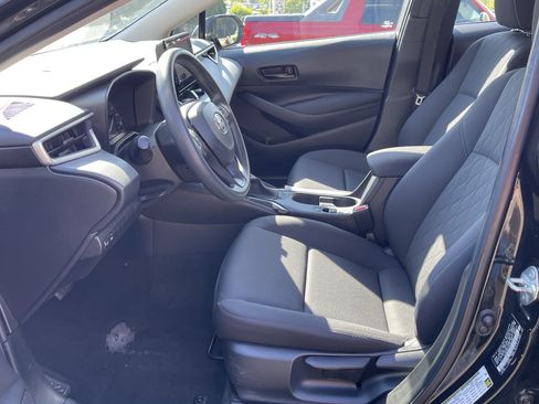 Certified 2023 Toyota Corolla LE FWD image 10