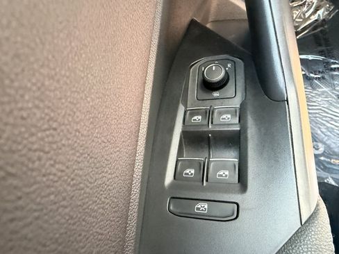 Used 2024 Volkswagen Jetta S FWD image 27