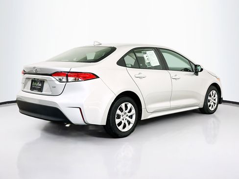 Used 2024 Toyota Corolla LE image 9