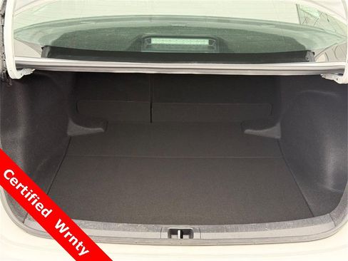 Used 2024 Toyota Corolla LE image 9