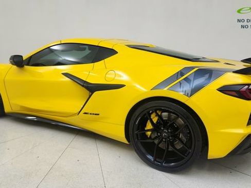 Used 2026 Chevrolet Corvette Z06 RWD image 4