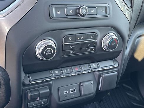 New 2026 GMC Sierra 2500 Pro w/ Convenience Package image 17