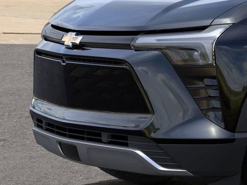 New 2025 Chevrolet Blazer EV LT w/ Super Cruise Package AWD/4WD image 13