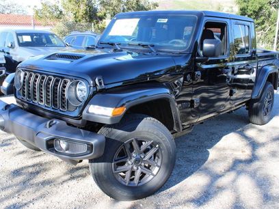 New 2026 Jeep Gladiator Sport