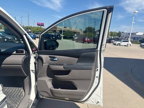 Used 2017 Honda Odyssey EX-L image 26