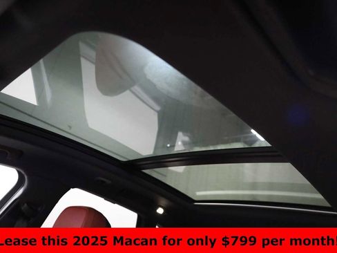 Certified 2025 Porsche Macan image 20
