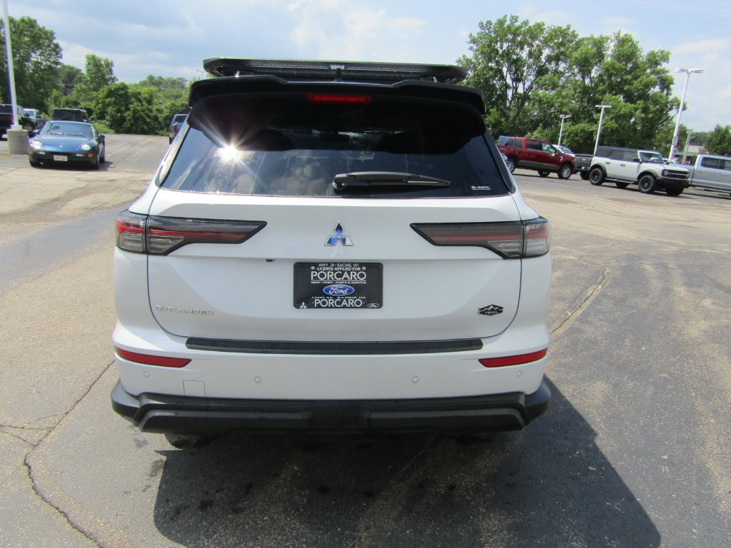 Used 2026 Mitsubishi Outlander AWD image 5