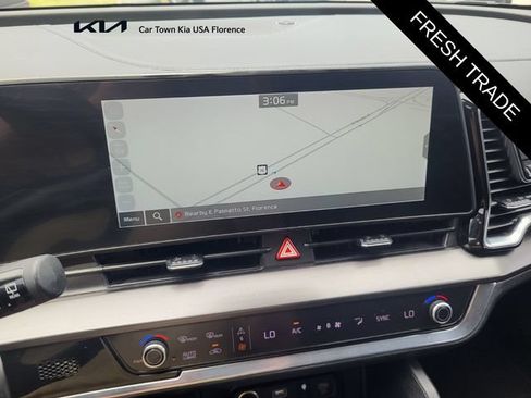 Certified 2024 Kia Sportage EX FWD image 15