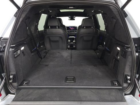 Used 2026 BMW X7 M60i AWD/4WD image 8
