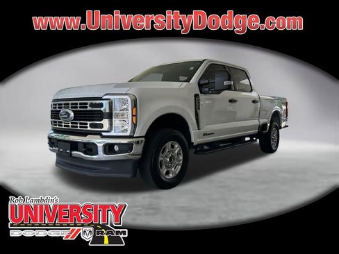 Used 2025 Ford F250 XLT w/ FX4 Off-Road Package AWD/4WD image 1