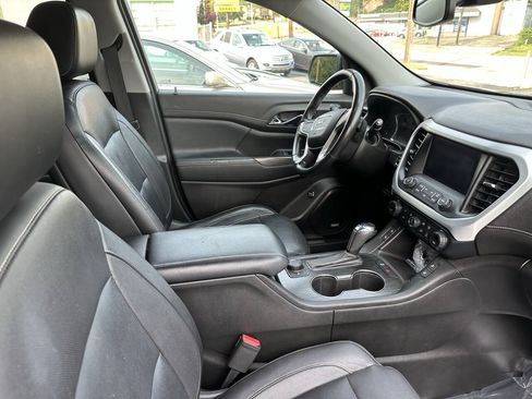 Used 2019 GMC Acadia SLT AWD/4WD image 8