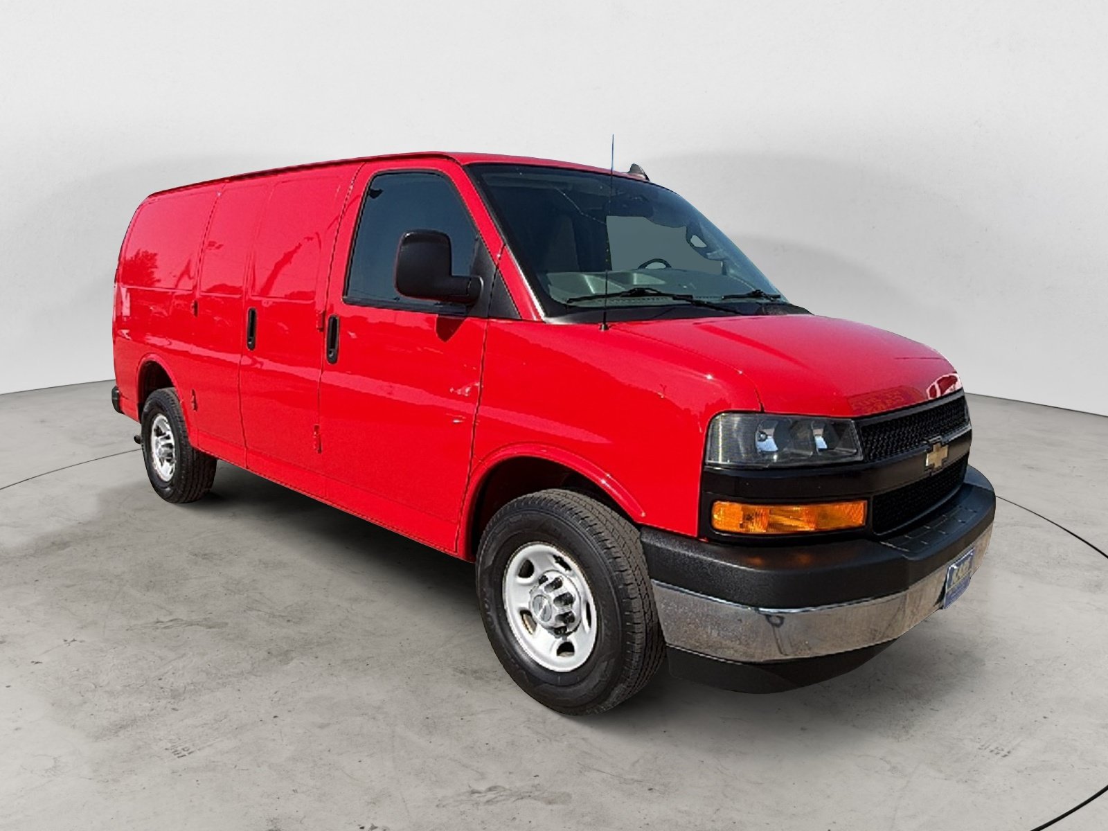 Used 2020 Chevrolet Express 3500 w/ Driver Convenience Package RWD image 8