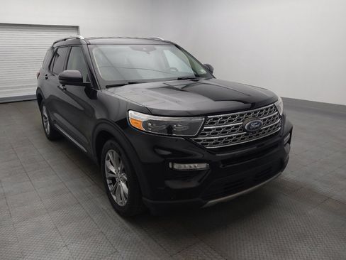 Used 2021 Ford Explorer Limited w/ Equipment Group 301A image 13