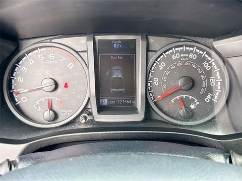 Used 2019 Toyota Tacoma SR w/ SR Convenience Package RWD image 12