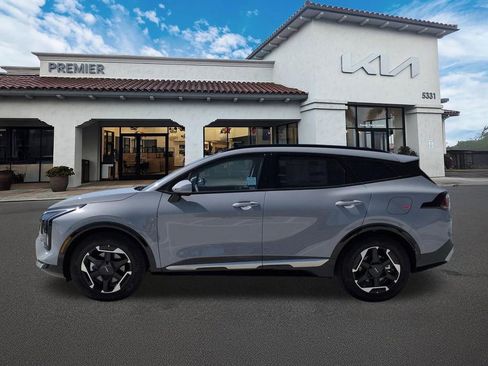 New 2026 Kia Sportage SX FWD image 5