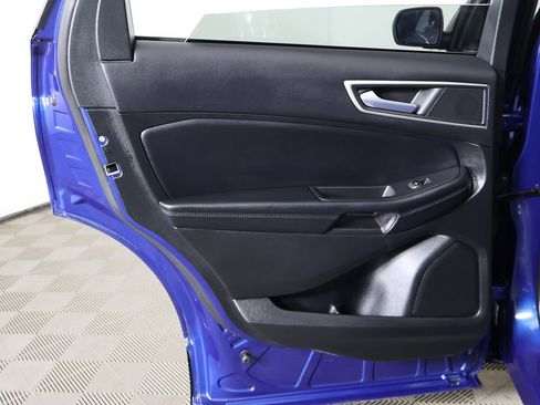 Used 2022 Ford Edge SEL w/ Sport Appearance Package image 21