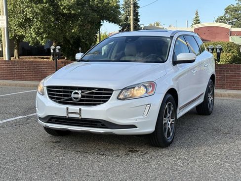 Used 2015 Volvo XC60 T6 Premier Plus AWD/4WD image 3