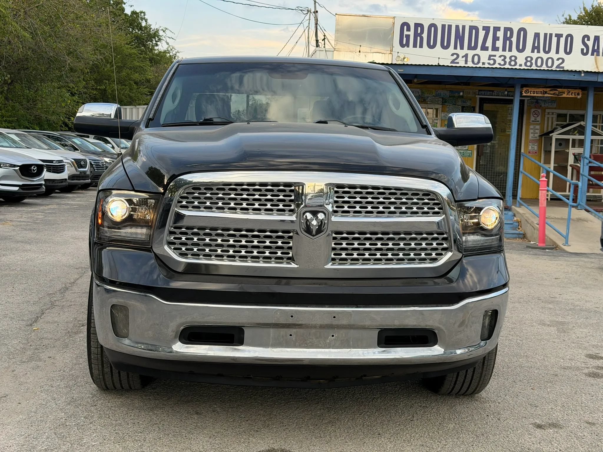 Used 2016 RAM 1500 Laramie w/ Convenience Group AWD/4WD image 5