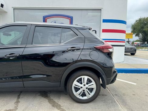 Used 2024 Nissan Kicks S FWD image 31