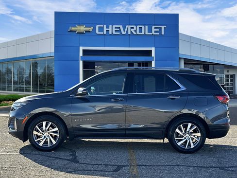 Certified 2022 Chevrolet Equinox Premier w/ LPO, Floor Liner Package image 2