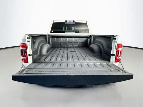 Used 2021 RAM 2500 Limited w/ Towing Technology Group AWD/4WD image 30