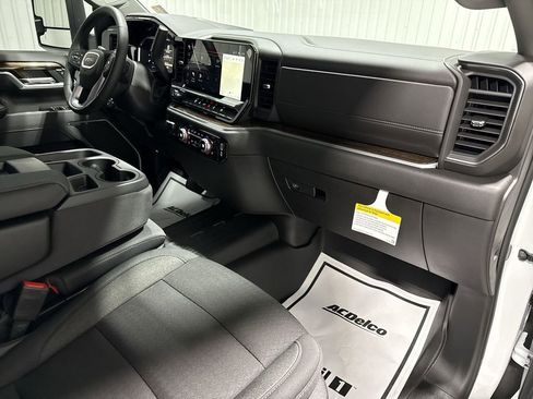 New 2026 GMC Sierra 2500 SLE w/ SLE Value Package; image 30