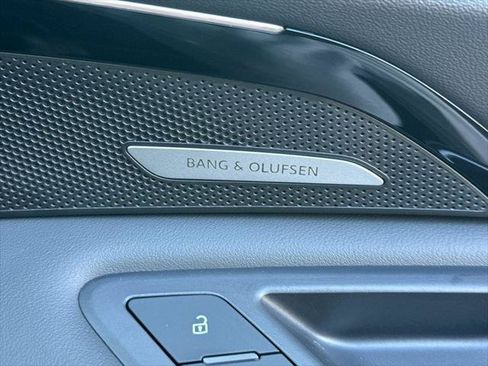 Certified 2025 Audi Q5 Premium Plus w/ Premium Plus AWD/4WD image 23