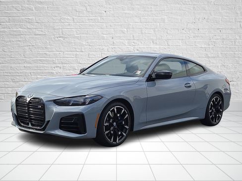 Certified 2025 BMW 440i xDrive Coupe w/ Premium Package image 3