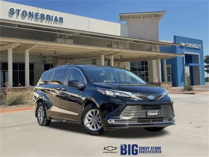 Used 2024 Toyota Sienna XLE