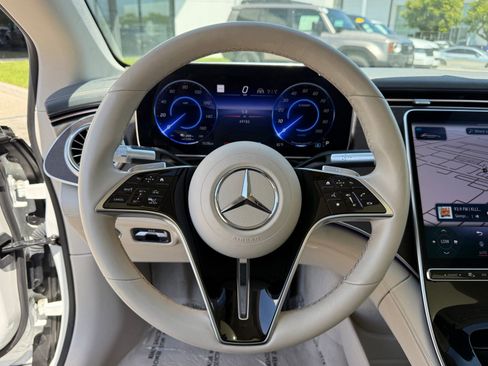 Used 2022 Mercedes-Benz EQS 450+ Sedan image 31