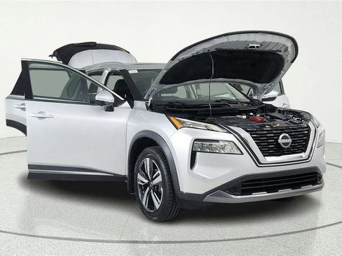 Used 2023 Nissan Rogue SL w/ SL Premium Package FWD image 7