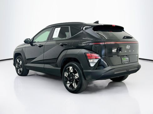 Used 2025 Hyundai Kona SEL AWD/4WD image 5