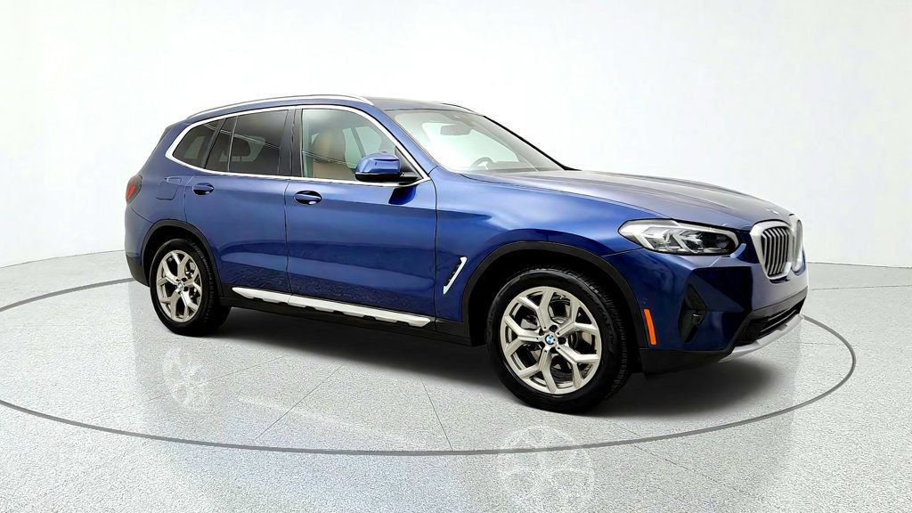 Used 2024 BMW X3 xDrive30i w/ Convenience Package AWD/4WD image 3