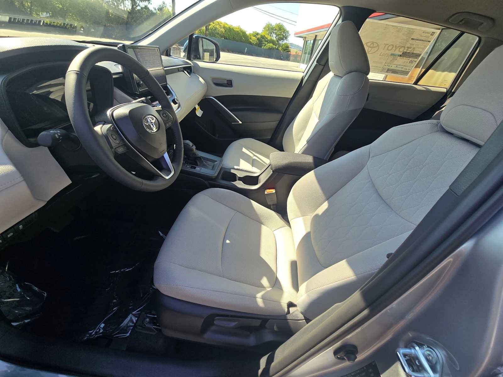 New 2026 Toyota Corolla Cross LE AWD/4WD image 21