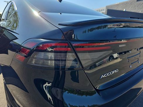 Used 2025 Honda Accord Sport image 38