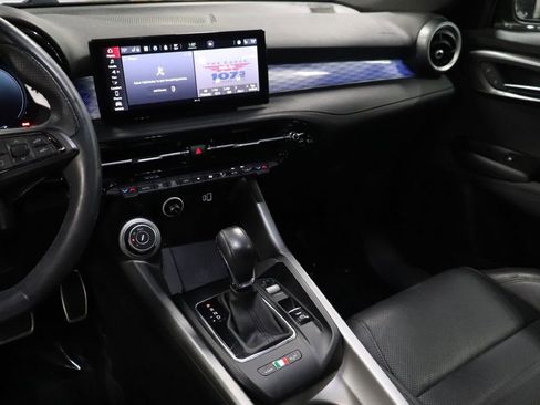 Used 2024 Alfa Romeo Tonale Veloce w/ Active Assist Package image 31