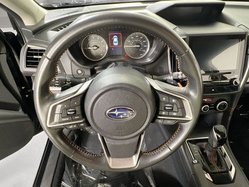 Used 2023 Subaru Crosstrek 2.5i Limited AWD/4WD image 11