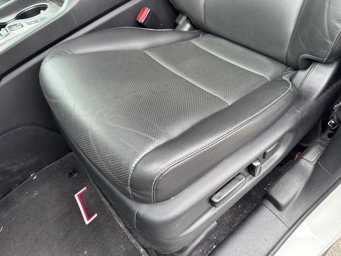 Used 2025 Honda Ridgeline RTL image 17