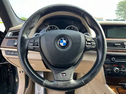 Used 2013 BMW 740Li xDrive AWD/4WD image 31
