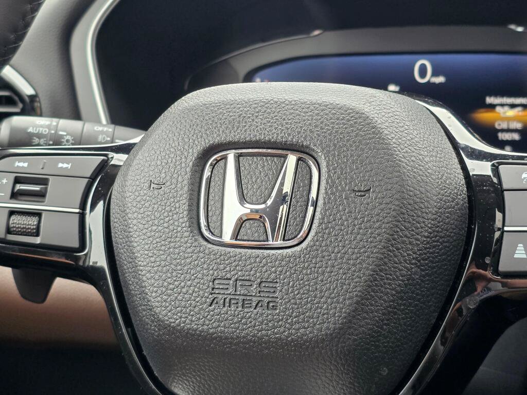 Certified 2024 Honda Pilot Elite image 28
