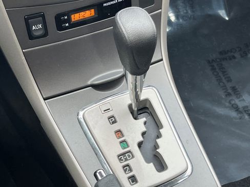 Used 2011 Toyota Corolla S image 21