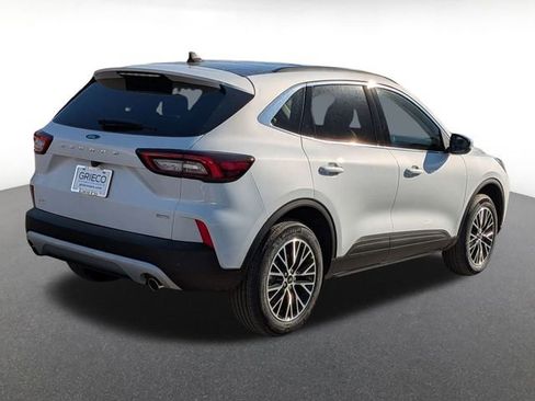 New 2026 Ford Escape SE FWD image 3