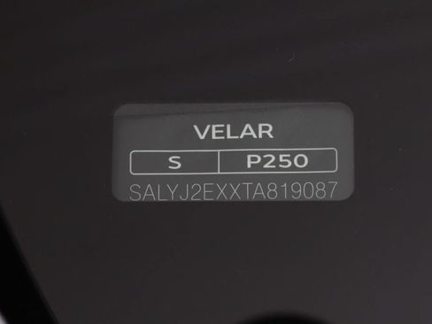 Certified 2026 Land Rover Range Rover Velar S AWD/4WD image 25