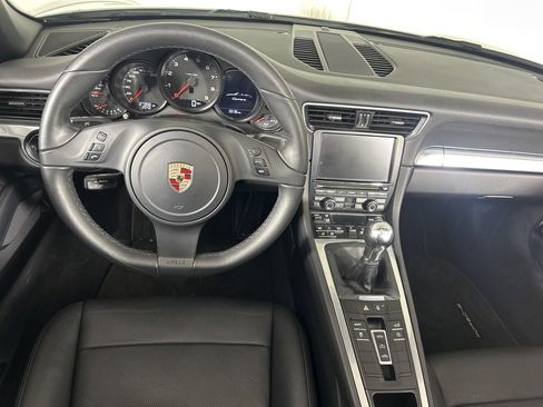 Used 2012 Porsche 911 Carrera image 23
