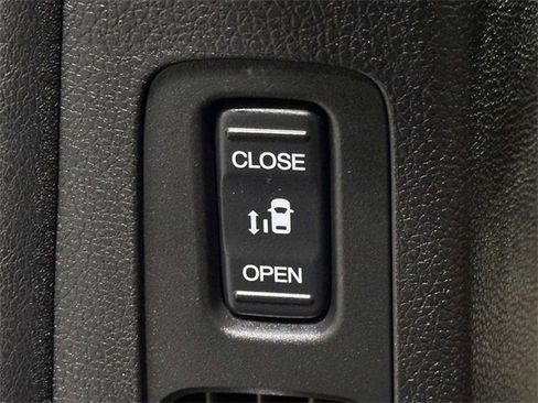 Certified 2023 Honda Odyssey EX-L image 23